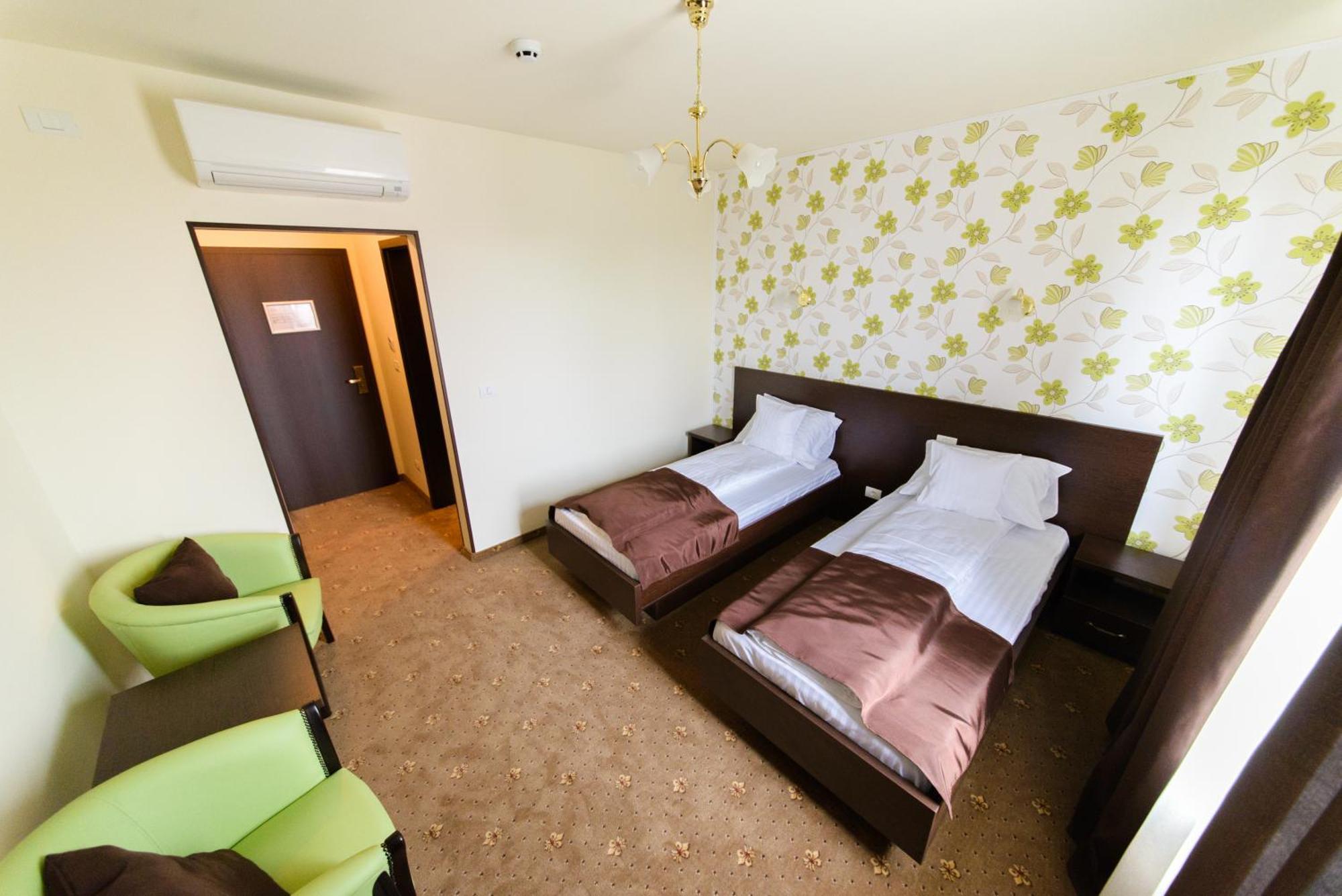 Hotel Miky Arad Habitación foto