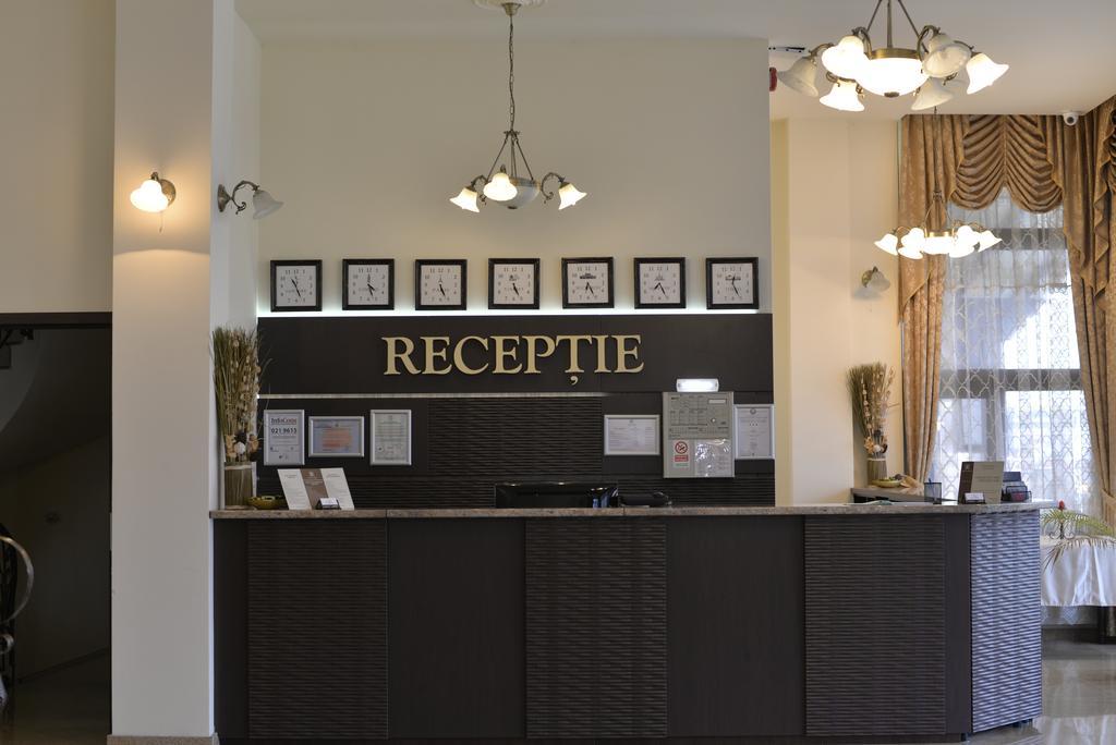 Hotel Miky Arad Exterior foto