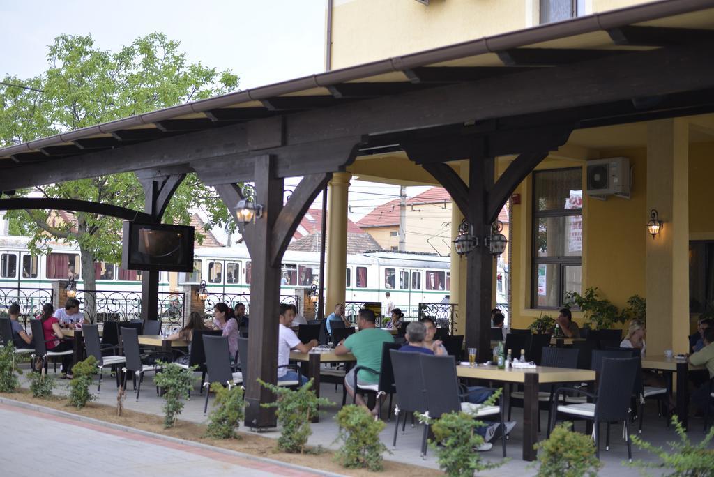 Hotel Miky Arad Exterior foto