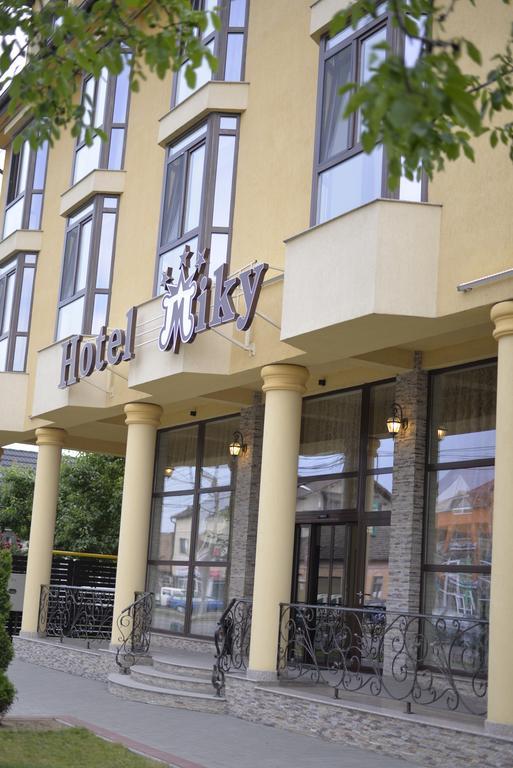 Hotel Miky Arad Exterior foto