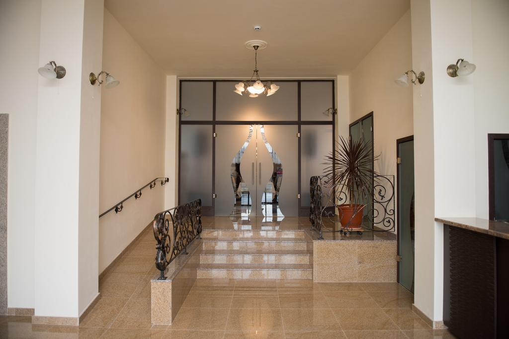 Hotel Miky Arad Exterior foto